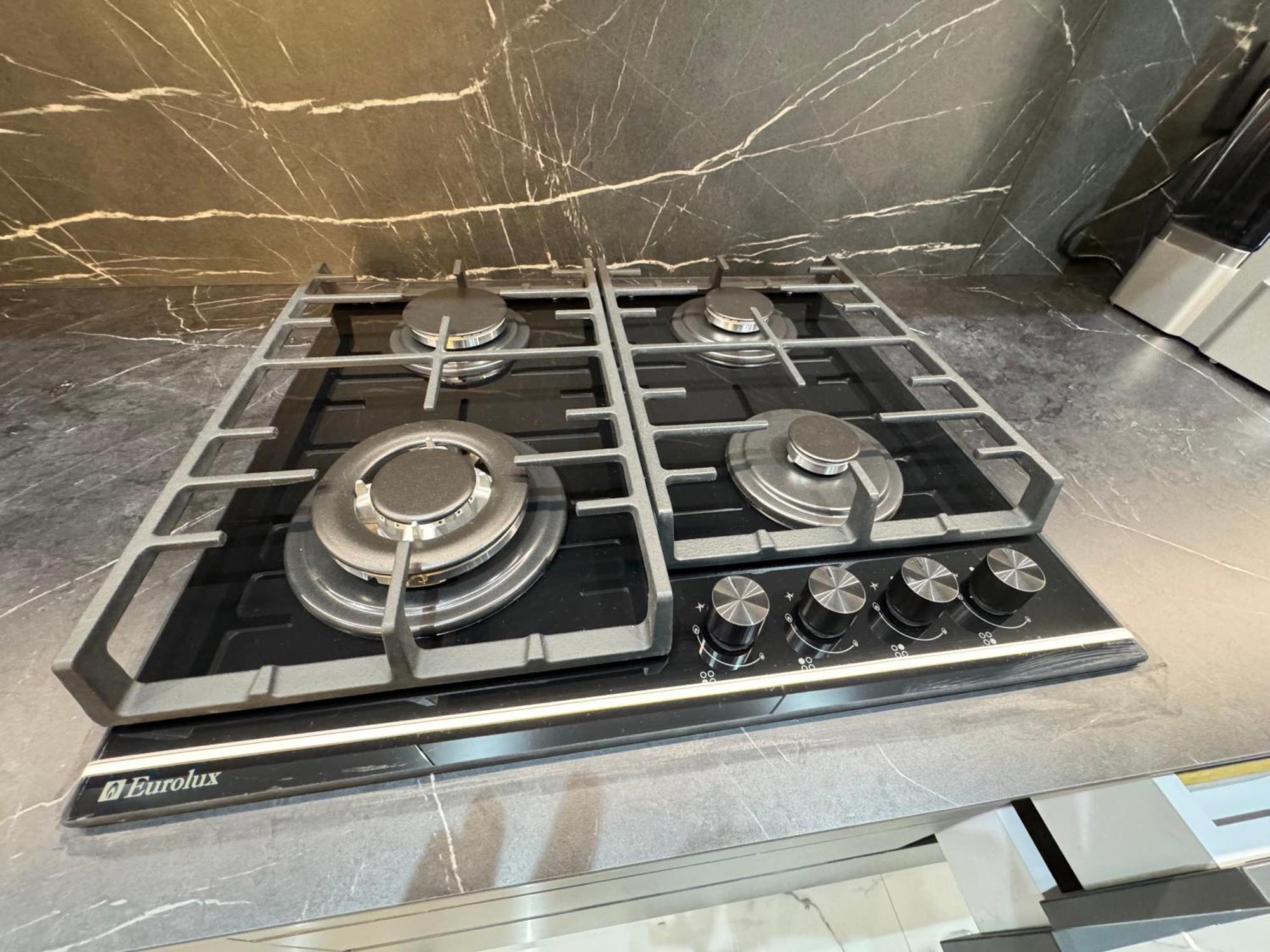 צ'יסינאו Two Bedroom Apartment In The Center, With Parking, Address Avram Iancu 32 מראה חיצוני תמונה