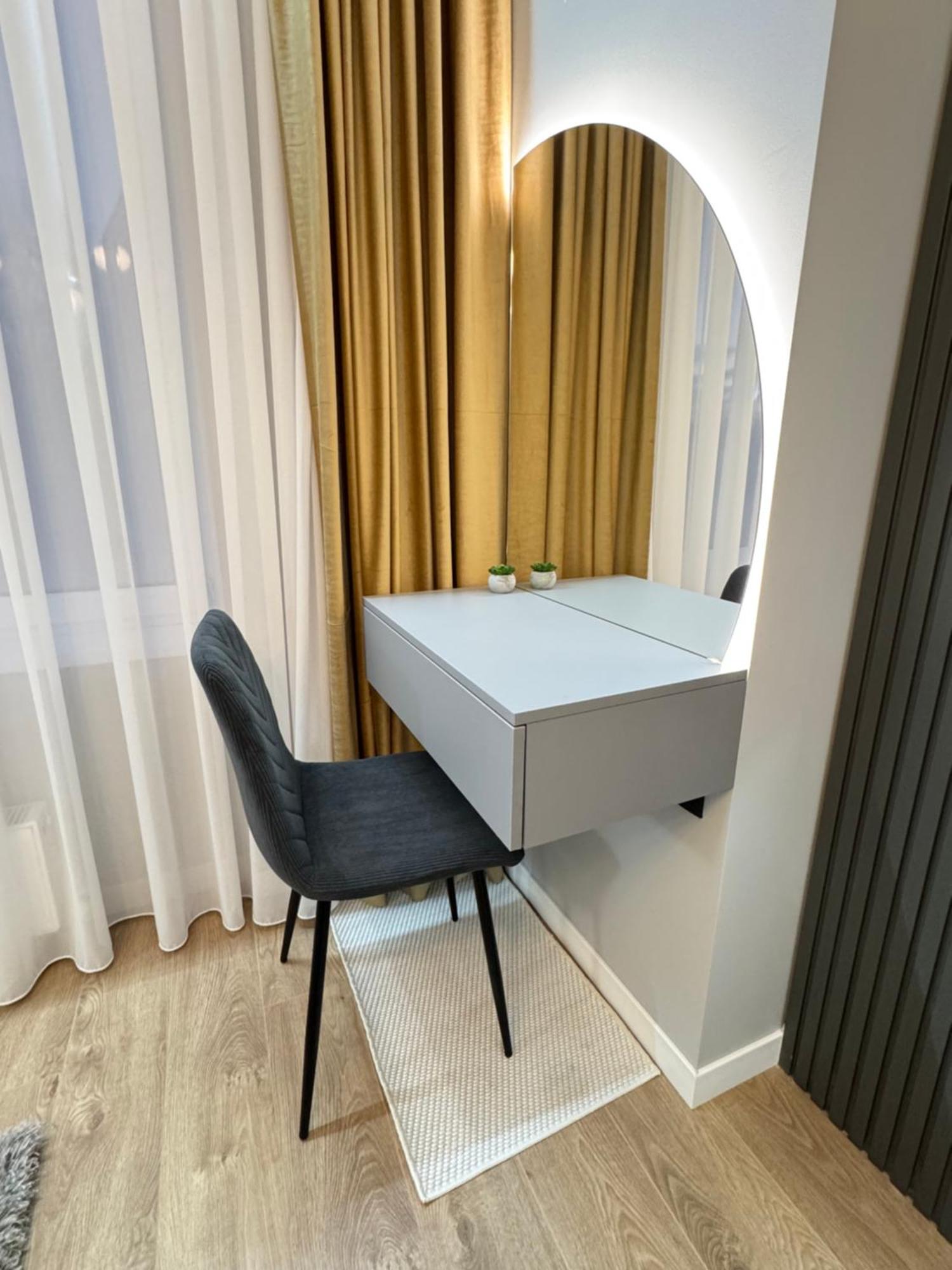 צ'יסינאו Two Bedroom Apartment In The Center, With Parking, Address Avram Iancu 32 מראה חיצוני תמונה